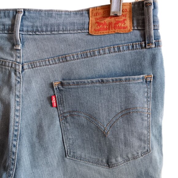 Levis Womens 32 Shorts Denim Jean Rolled Cuff Boyfdriend Stretch - Picture 3 of 5